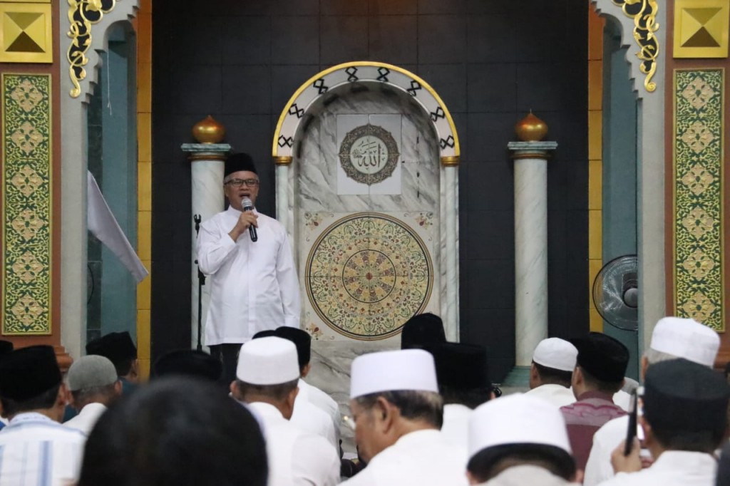 Jaang Ajak Jamaah Doakan Pejuang Demokrasi