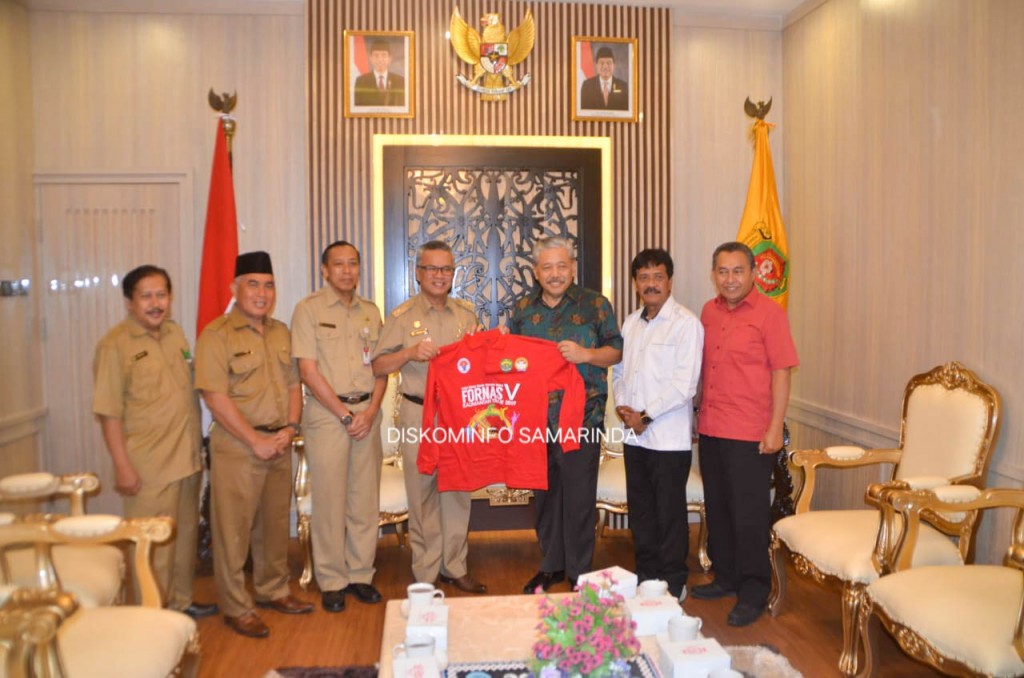 Di Fornas V Wagub Panahan, Walikota Sumpit