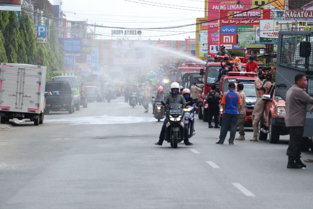 Hari Terakhir Penyemprotan Desinfektan, Sasar Kawasan Di Kecamatan Samarinda Ilir dan Sungai Pinang