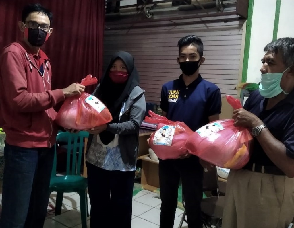 Dinas Perdagangan Beri Doorprize Bagi Pedagang dan Pembeli Disiplin Pakai Masker Di Pasar Baqa