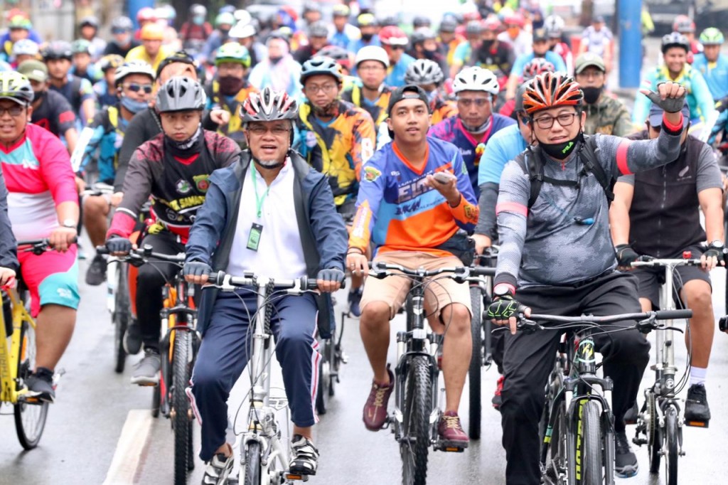 Gowes Bersama Komunitas, Wisata Kuliner Sarapan Ketupat Kandangan