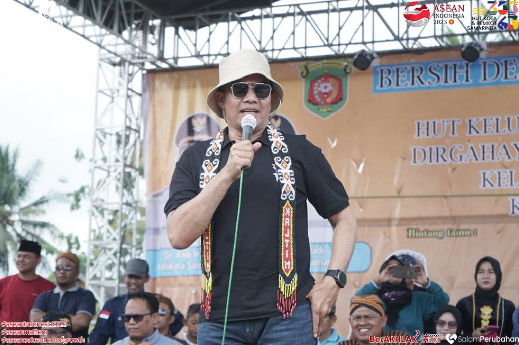 Pawai Kirab Budaya Bersih Desa di Simpang Pasir, Andi Harun Apresiasi Implementasi Gotong Royong Warga