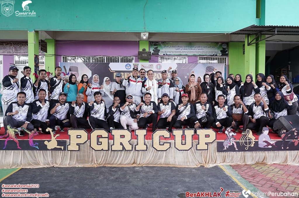 Plt. Walikota Samarinda Dr. H. Rusmadi Buka PORSENI PGRI Tahun 2024
